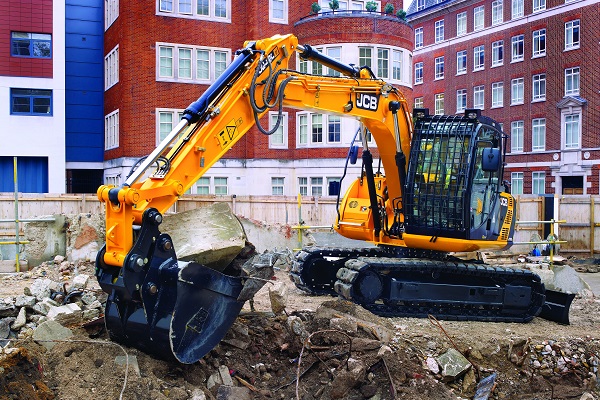 JS I30LC  EXCAVATOR       